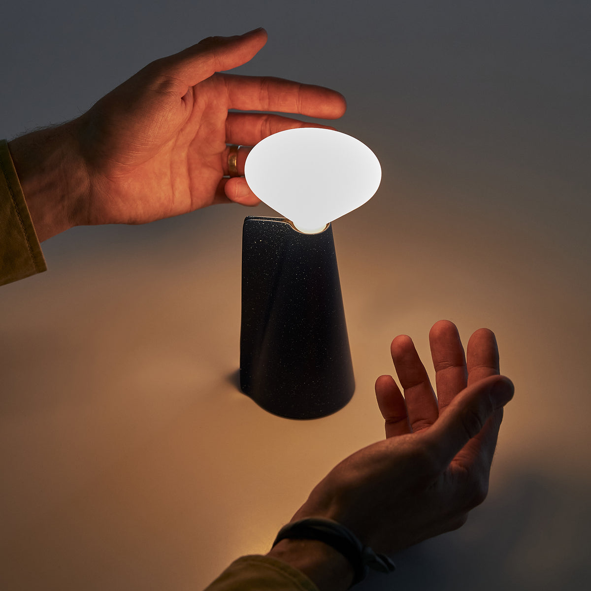 Mantle Portable Lamp