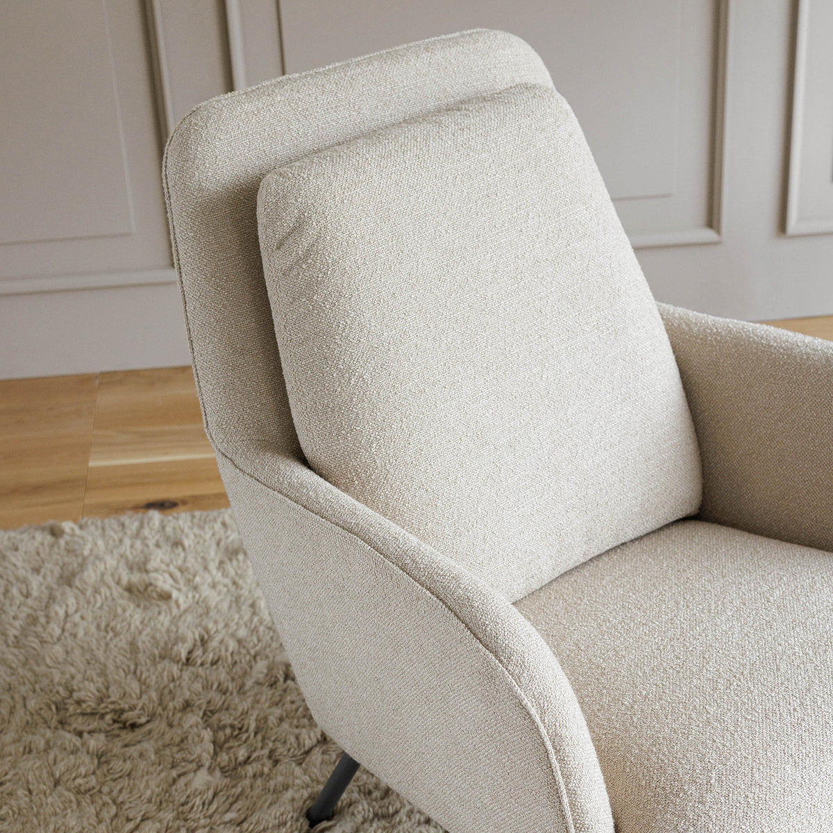 Oliver Armchair, Heather - Sits