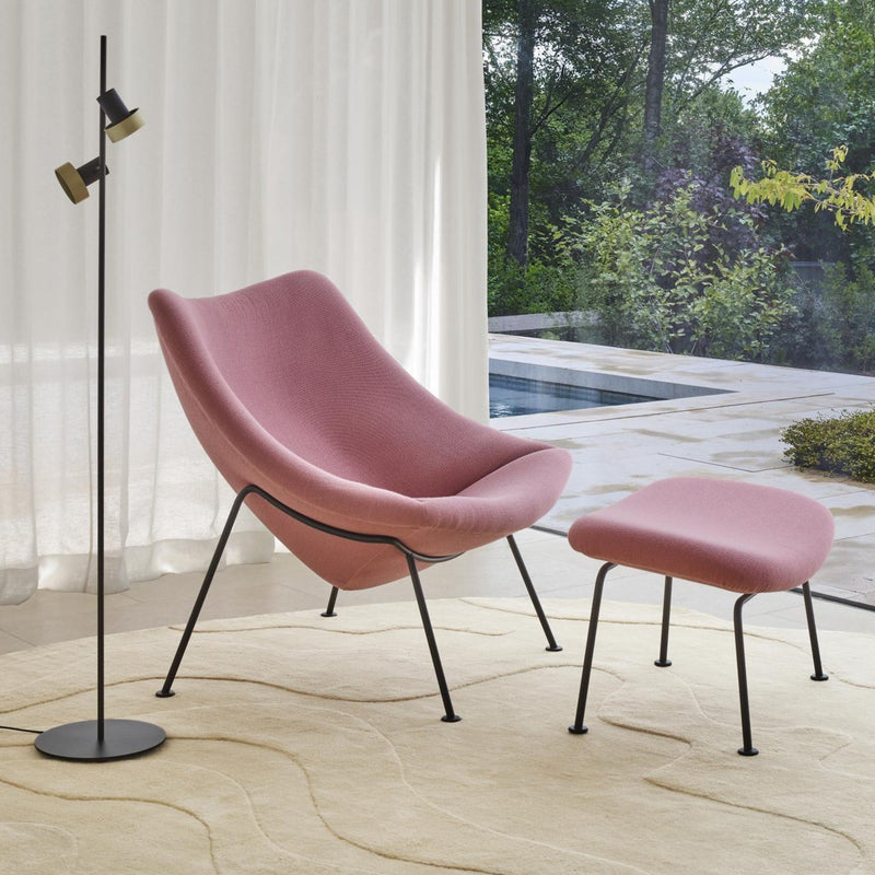 Oyster CM137 Chair