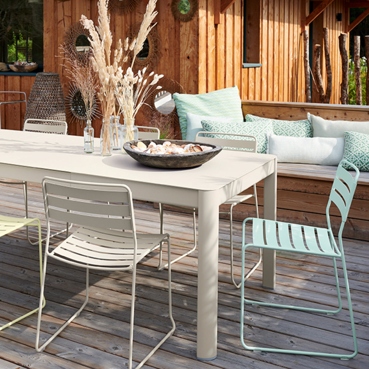 Ribambelle Extending Outdoor Table