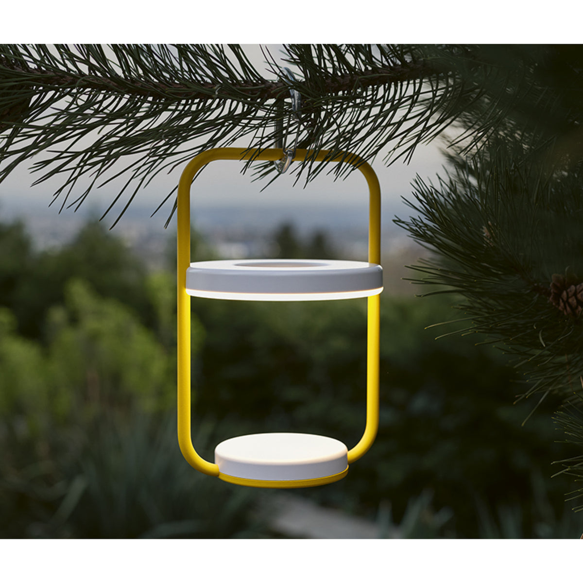 Ulli Portable Outdoor Lamp