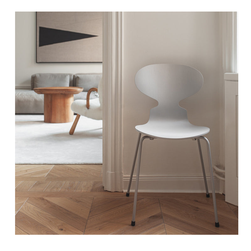 Ant Chair, Nine Grey - Fritz Hansen