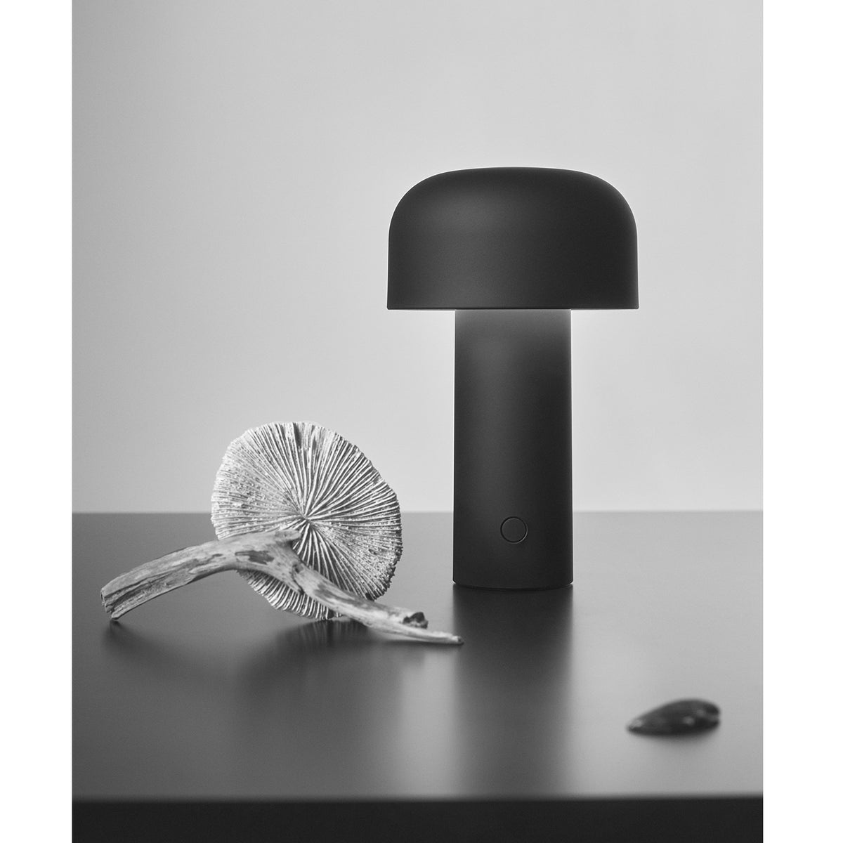 Bellhop Portable Lamp, Matte Black