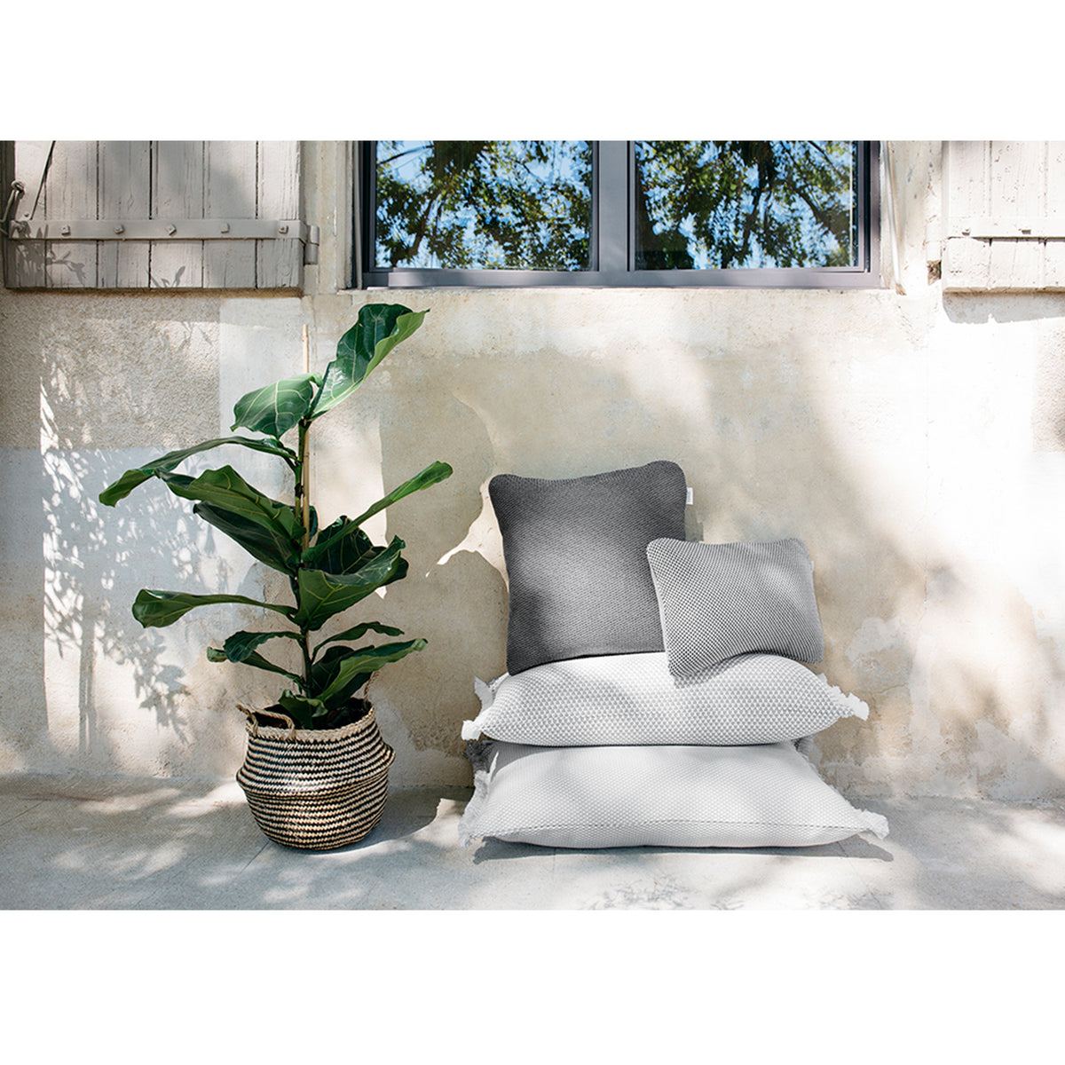 Evasion Outdoor Cushion 70x35cm, Etna - Fermob