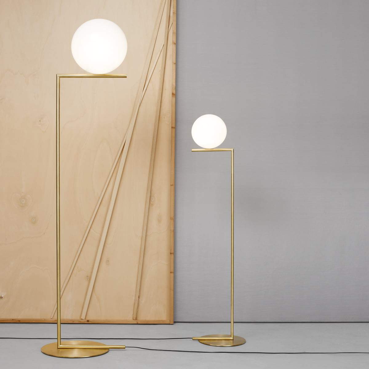 ic-floor-lamp-f2-flos