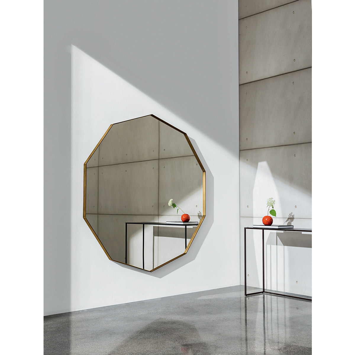 Quadro Console Table - Sovet